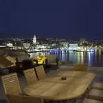 Luxury Penthouse Monriva