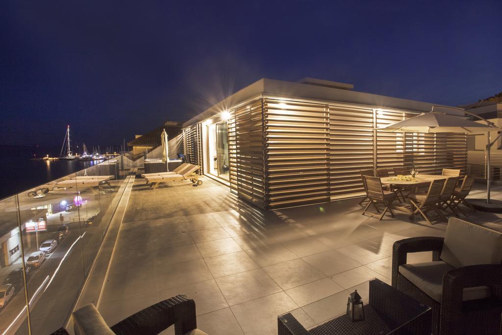 Luxury Penthouse Monriva Apartment