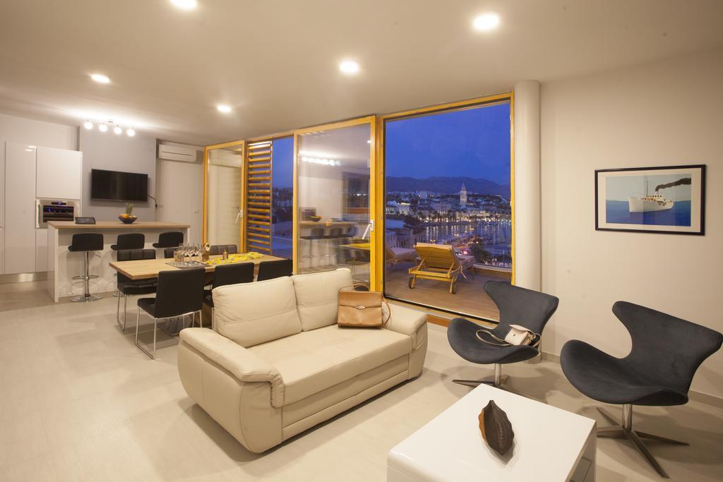Apartment Luxury Penthouse Monriva